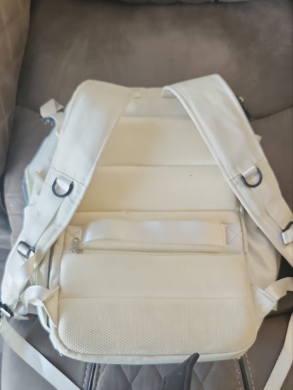 White Men’s Backpack – Minimal Travel & Everyday Bag - Picture 2 of 16
